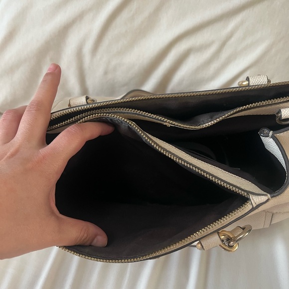 Coach Brooke Carryall Bag - Picture 7 of 10